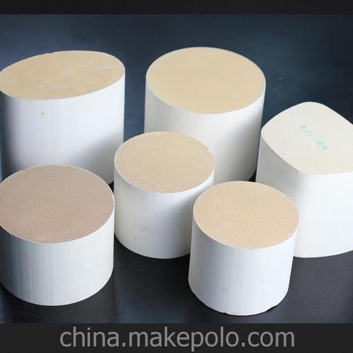  生產(chǎn)廠家 三元催化劑 催化劑圖片