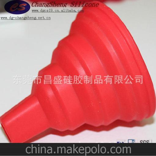廠(chǎng)家直銷(xiāo) 伸縮式迷你漏斗 硅膠便攜式漏斗 油壺漏斗圖片